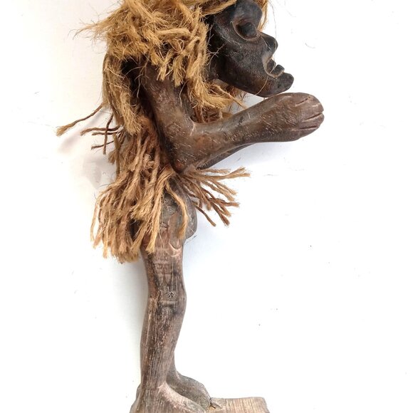 VTG Hand Carved Primitive Tribal Figurines Wood Folk Art Tall Standing Man 8.75" - Picture 2 of 6